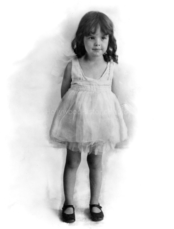 Judy Garland 1927 WM.jpg